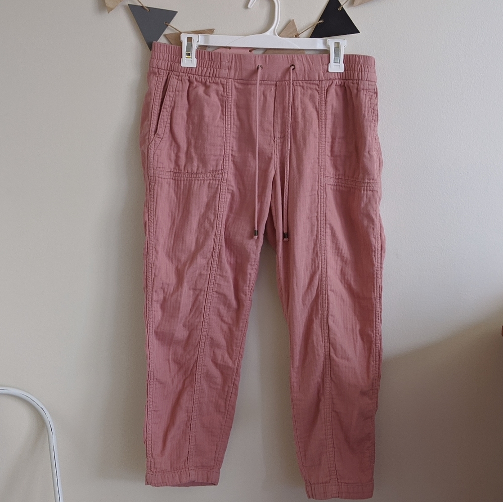 ✨ Old Navy Relaxed Pink Pants